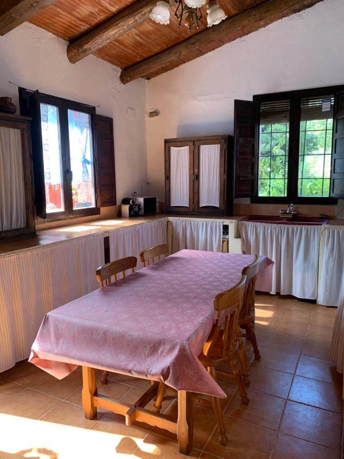 Casa Rural Vicenta 1750 Albentosa Exterior foto