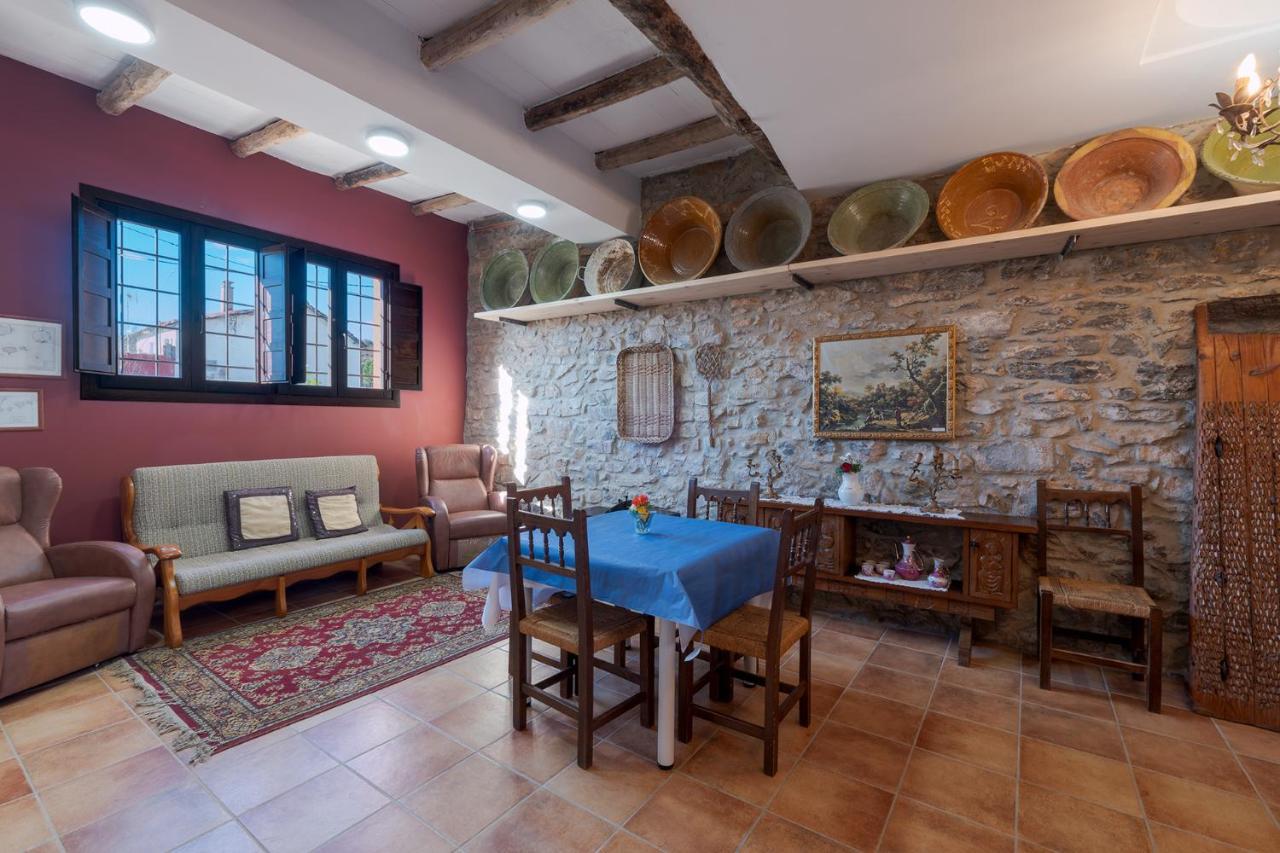 Casa Rural Vicenta 1750 Albentosa Exterior foto